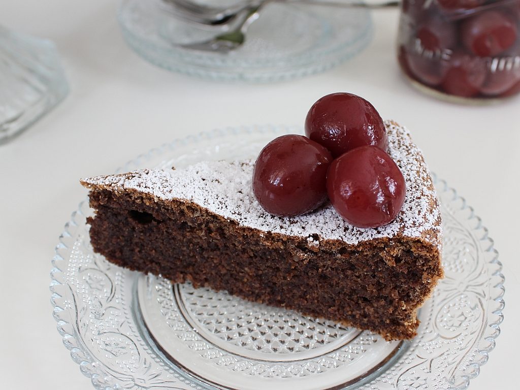 Mohntorte_glutenfrei_mit_Schokolade_Rezept