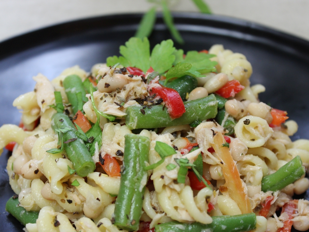 Nudelsalat mit Bohnen und Thunfisch - Wagners Kulinarium